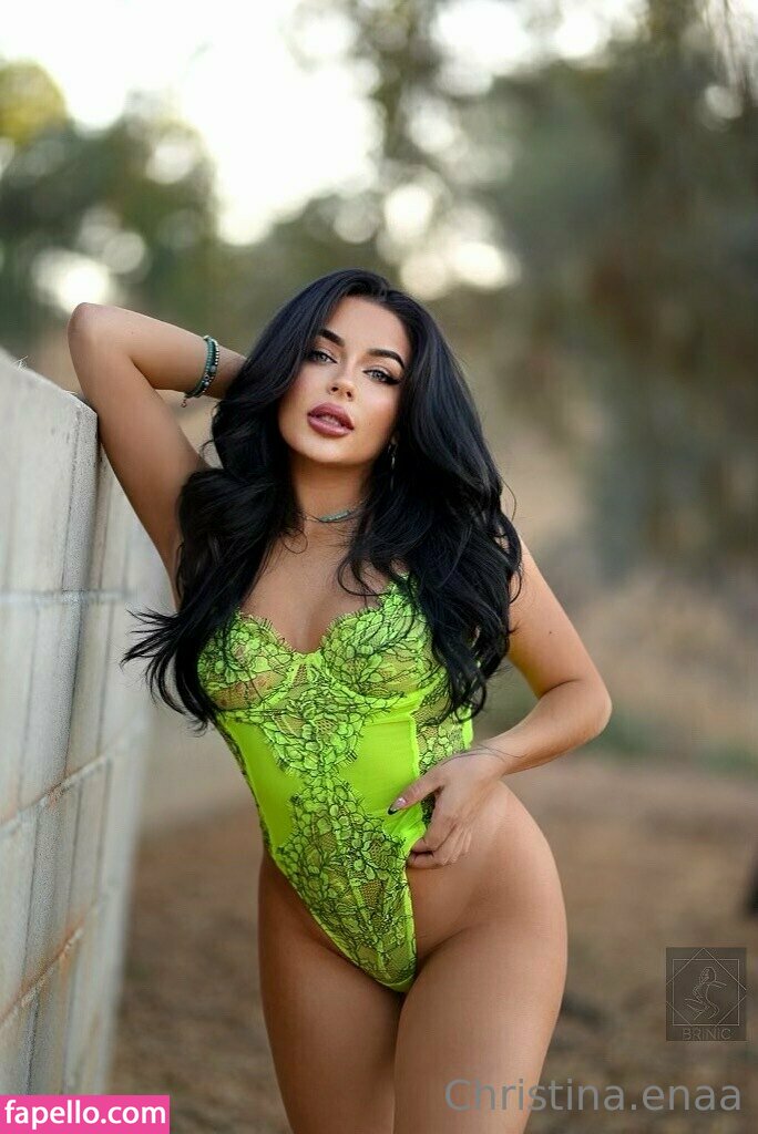 christinaenaa-2