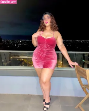 christineabadir thumbnail #6285225