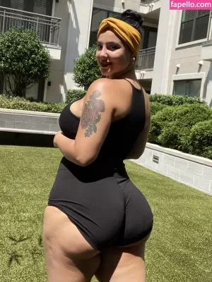 cinthya-lrose thumbnail #1374290