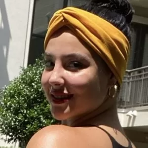 cinthya-lrose thumbnail #1374292
