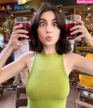 claire-chust thumbnail #510216