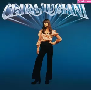 clara-luciani thumbnail #5550265
