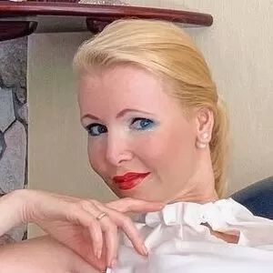 classy-catrice thumbnail #1746608