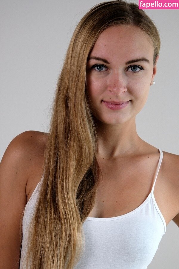 Claudia Struwe (flying_claudia_)-3