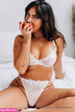 claudia-tihan thumbnail #452725