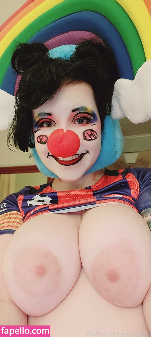 Clown Girls-3