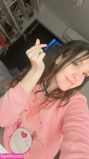 coelho-pink thumbnail #2513648