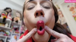 colleen-ballinger thumbnail #1749597