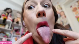 colleen-ballinger thumbnail #1749598