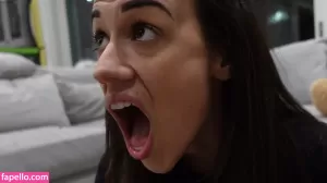 colleen-ballinger thumbnail #1749600