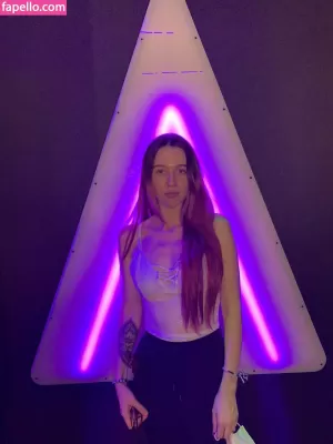 courtneymarsh thumbnail #1752858