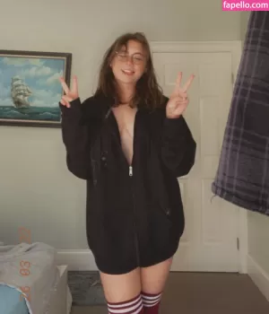 crescentbeing thumbnail #734157