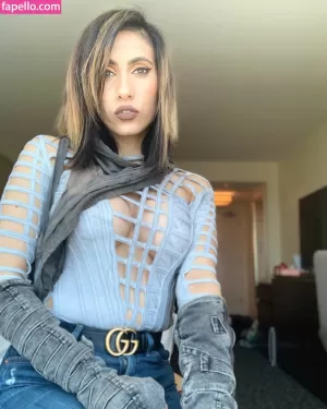 cristina-vee-valenzuela thumbnail #1755342