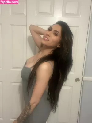 cristina-vee thumbnail #3001576
