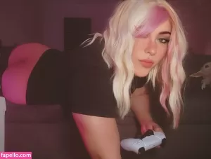 crossdresser-alex thumbnail #4831310