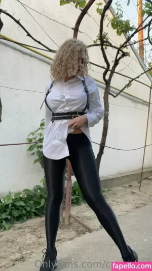 curly-lexi thumbnail #5147145