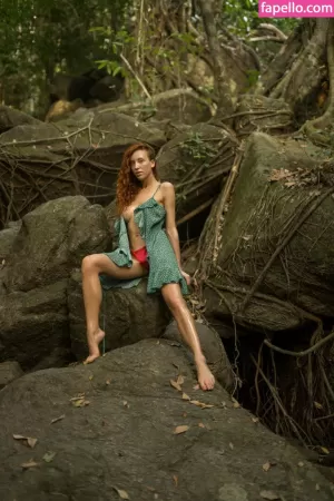 curly-phoenix thumbnail #3412232