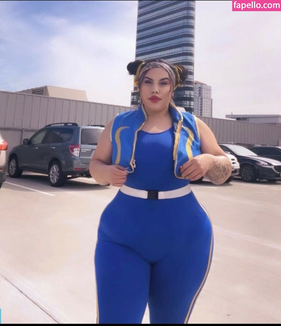 curvy.lexas-2