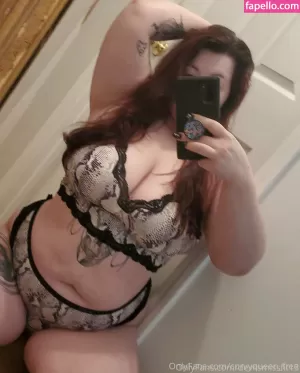 curvyqueenpromo thumbnail #3846611