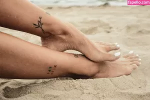 cutestickyfeet thumbnail #3933141