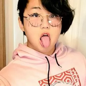 cuteukeboy thumbnail #3430690