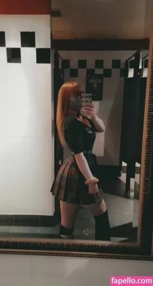 cutieredhead thumbnail #1759318