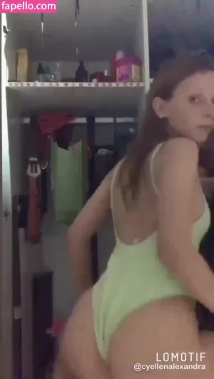 cyellen-alexandra thumbnail #1759630