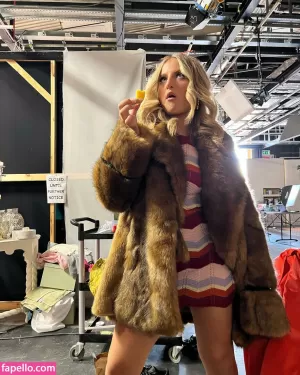 daisy-campbell thumbnail #836638