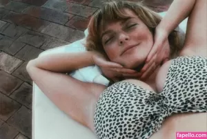 dakota-blue-richards thumbnail #1136318