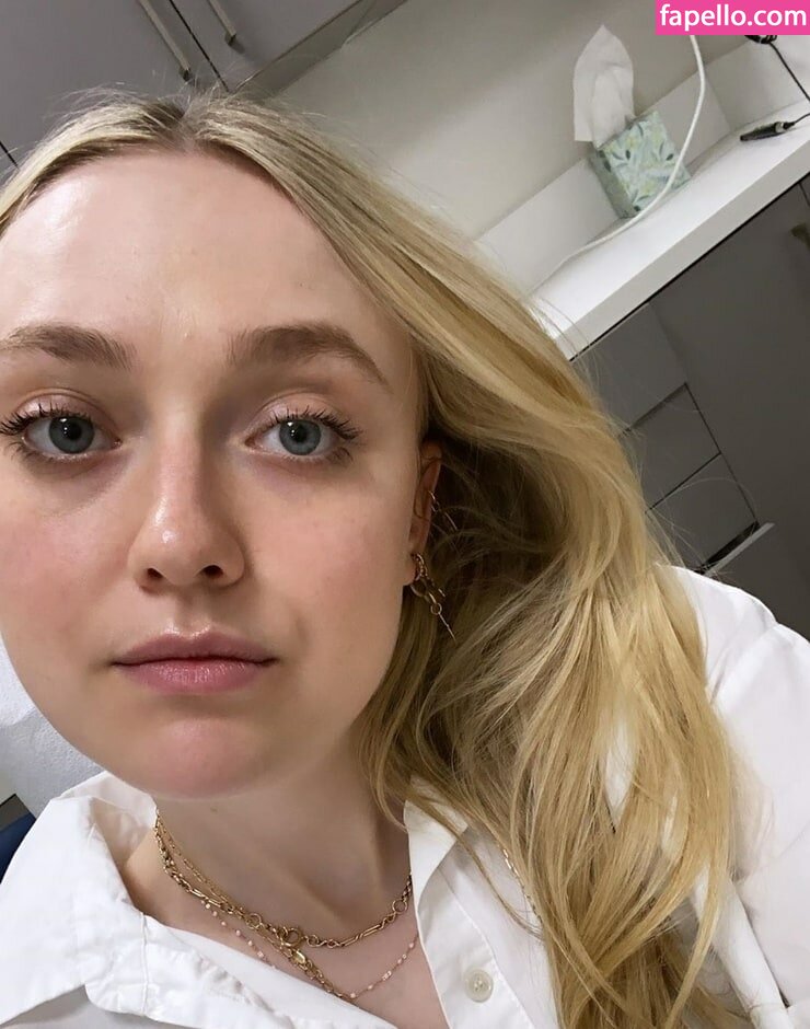 Dakota Fanning-2
