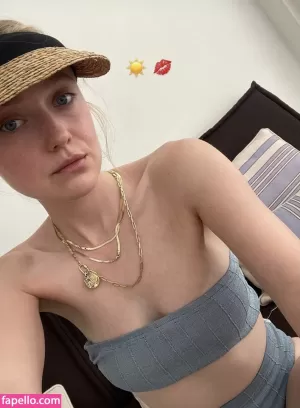 dakota-fanning thumbnail #1761841