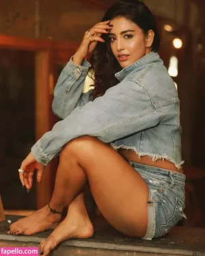 daksha-nagarkar thumbnail #5491895