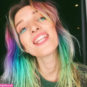 dani-thorne thumbnail #1764612