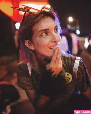 dani-thorne thumbnail #1764615