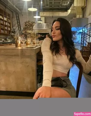 daniela-flores thumbnail #6033451