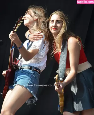 danielle-haim thumbnail #1765773