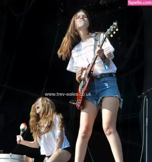 danielle-haim thumbnail #1765775
