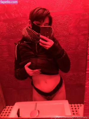 daphnedaniels1 thumbnail #3661996