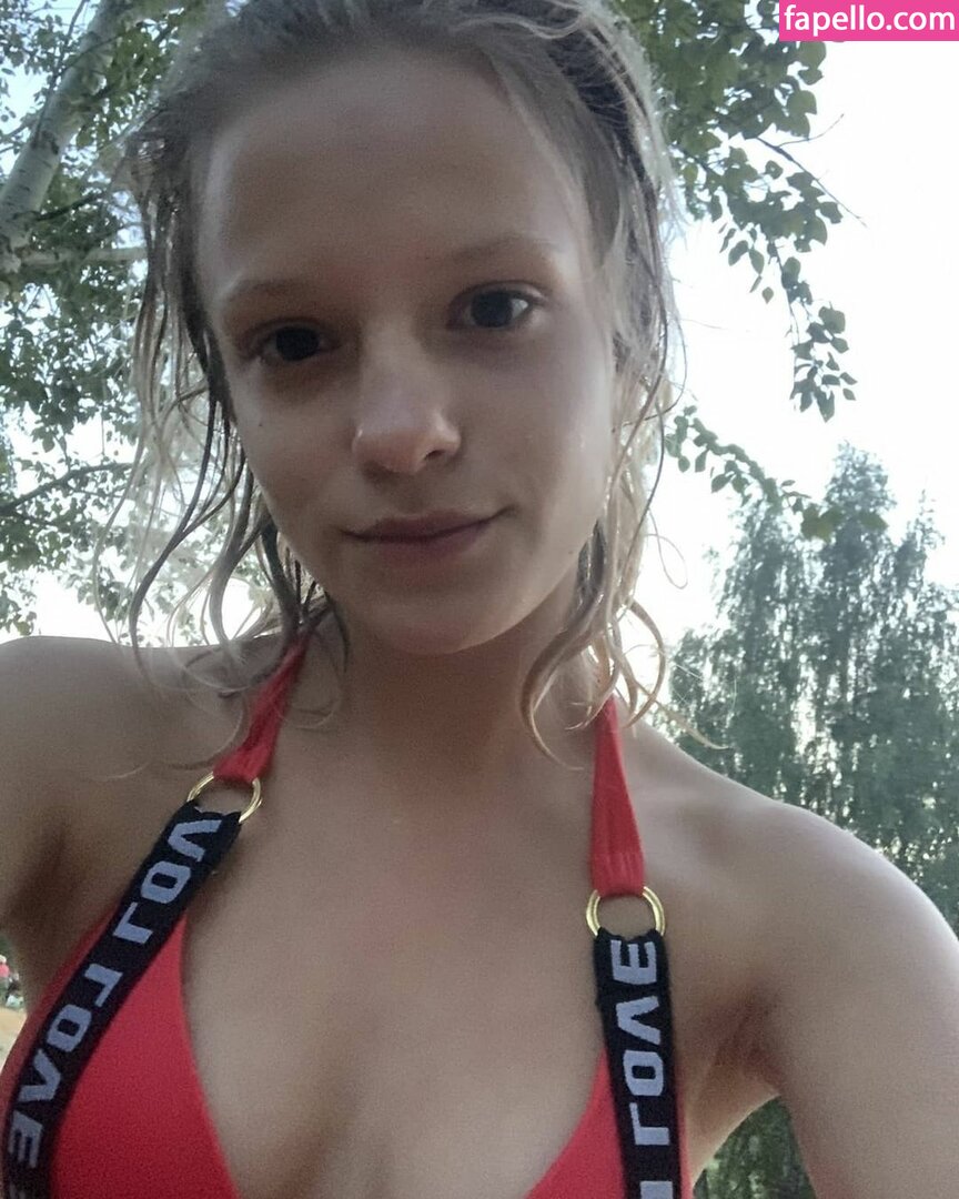 Dasha Ozornica-1