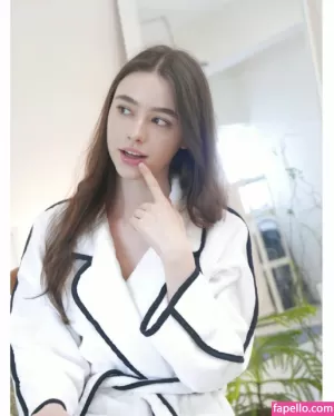 dasha-tarab thumbnail #1484037