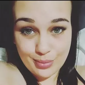 debzlouise thumbnail #1772842