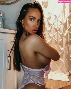 denae-nickelle thumbnail #1774427