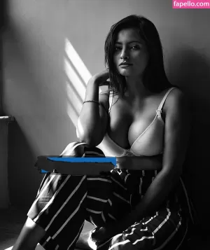 desi-nri thumbnail #3427400