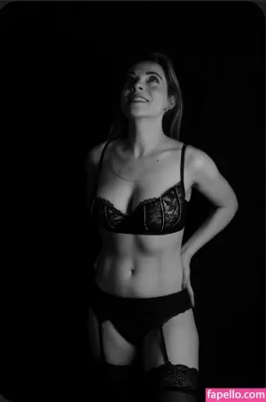 dina-belenkaya-1 thumbnail #664202