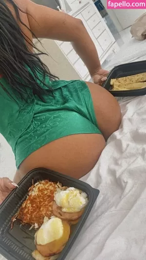dolly-castro thumbnail #1780995