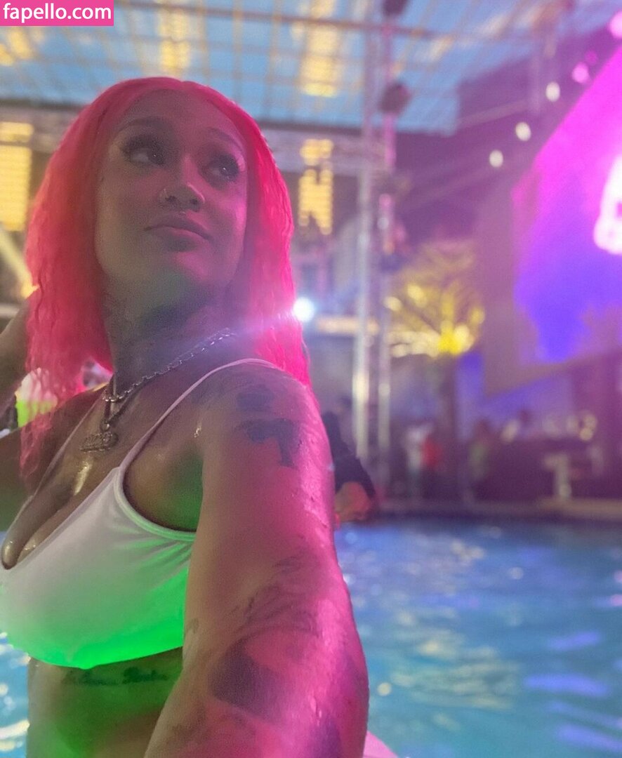 I Nudes – Celeb Nudes