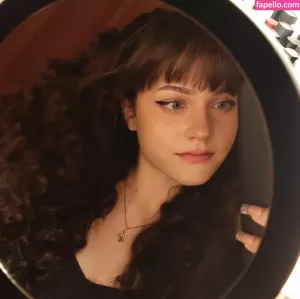 dora-ujvarosi thumbnail #1782840