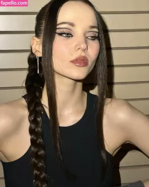 Full Video : Dove Cameron Nude Leaks OnlyFans I Nudes - Celeb Nudes