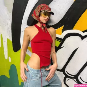 dua-lipa thumbnail #2561