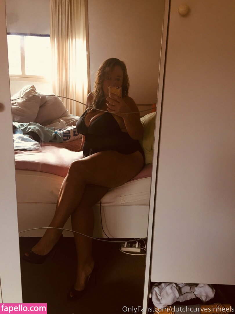 dutchcurvesinheels-1